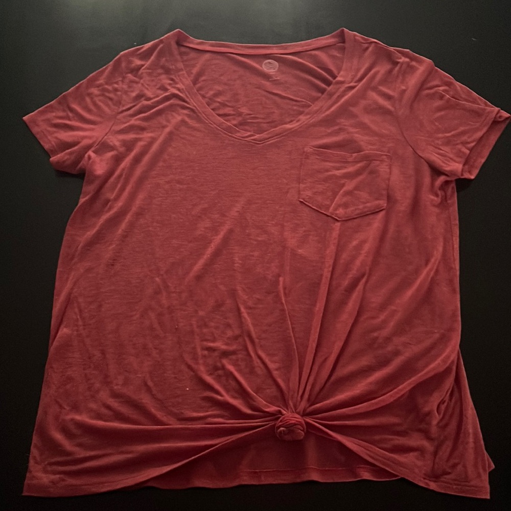 Authentic American Heritage Relaxed Tee, Size Medium, Color Red